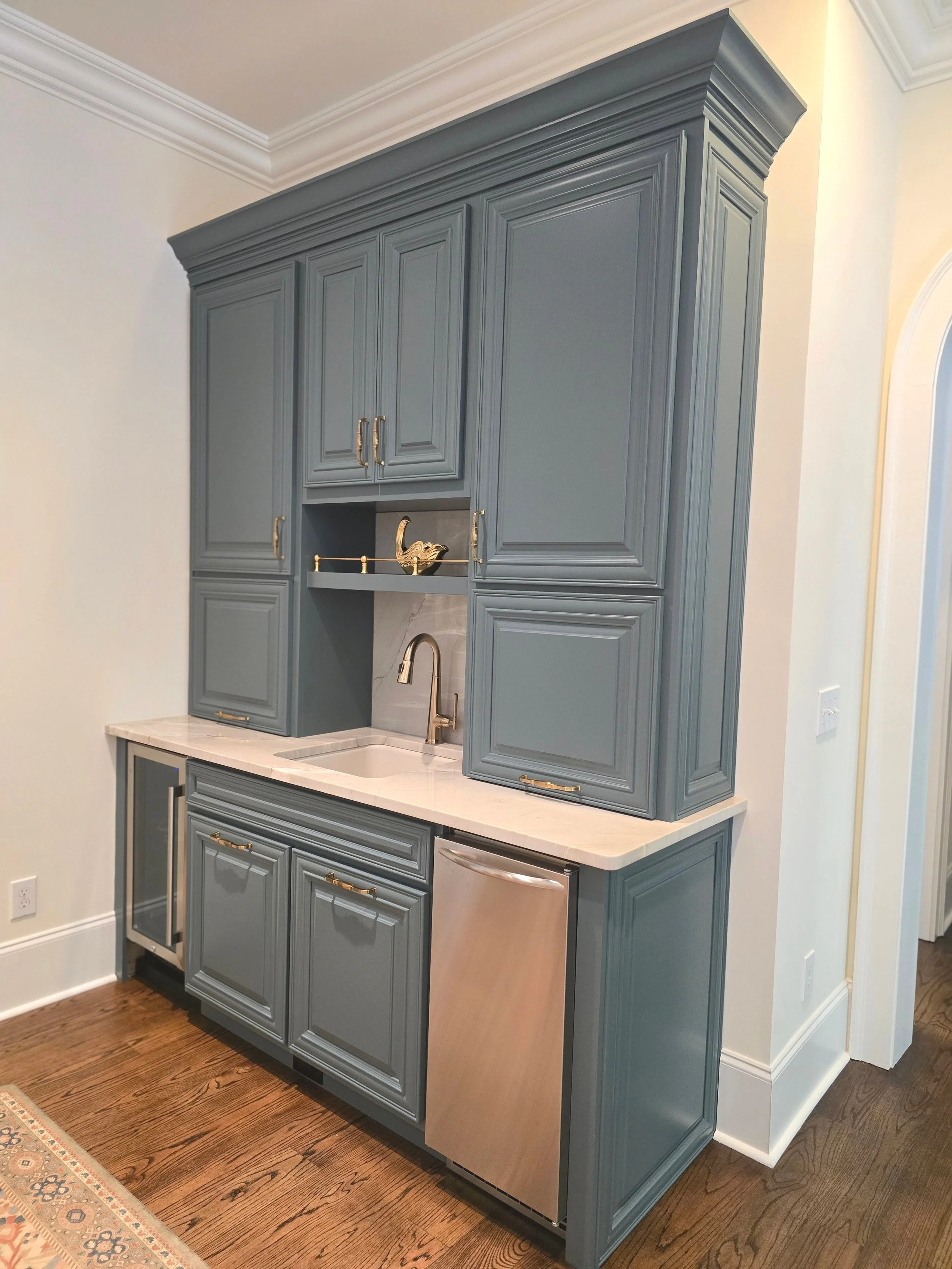 Mont Blanc Kitchen + Bar remodel photo 10