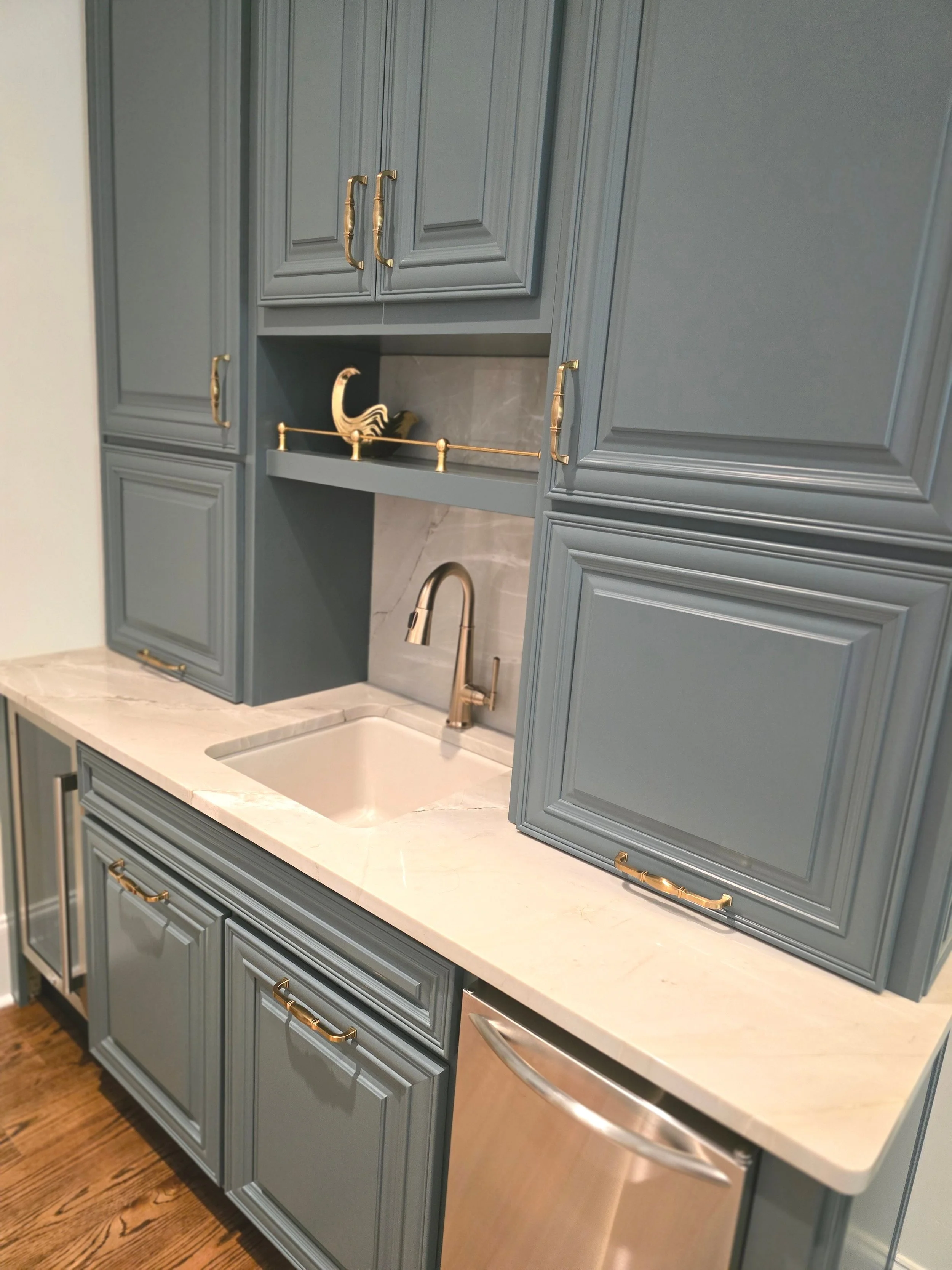 Mont Blanc Kitchen + Bar remodel photo 11